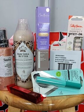 Urban Heritage Raw Shea Butter Body Wash - Cream Bottle 10 Piece Bundle $10